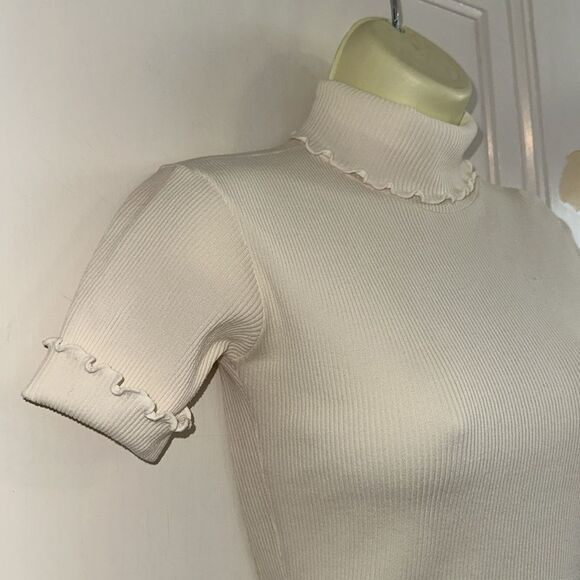 Vtg 60s Cream/Ivory Turtleneck Ribbed Nylon Short Sleeve Bodysuit-Scalloped Trim - Picture 4 of 9